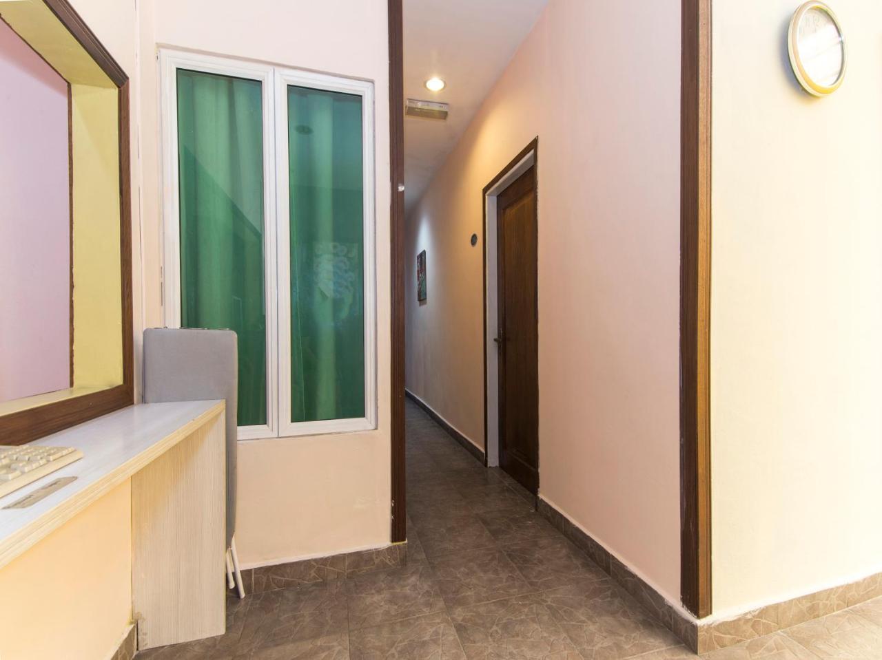 Oyo 109 V'La Park Hotel Куала-Лумпур Экстерьер фото