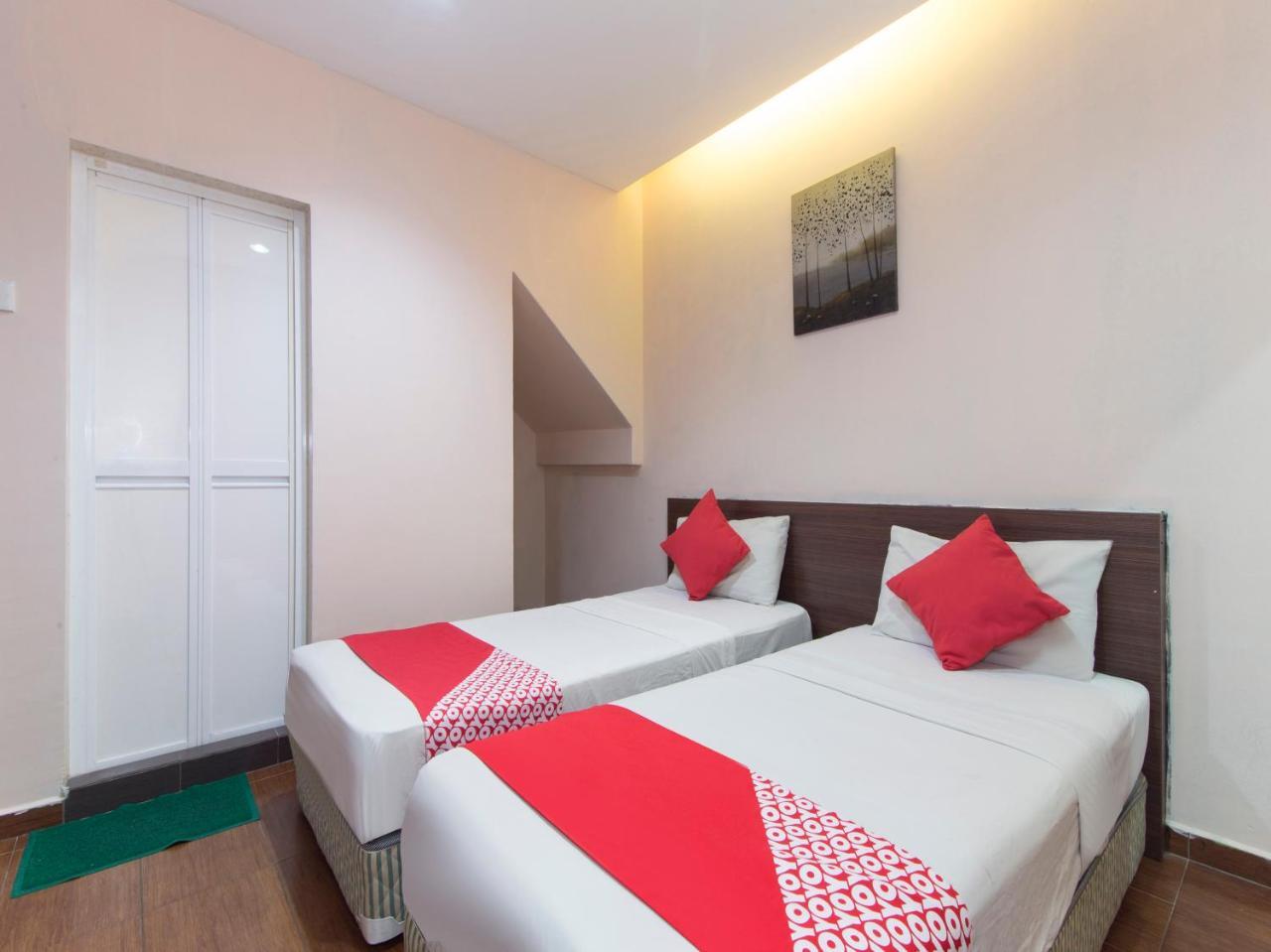 Oyo 109 V'La Park Hotel Куала-Лумпур Экстерьер фото