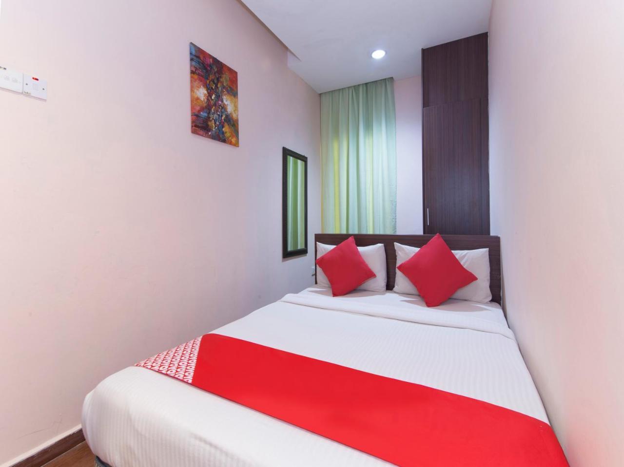 Oyo 109 V'La Park Hotel Куала-Лумпур Экстерьер фото