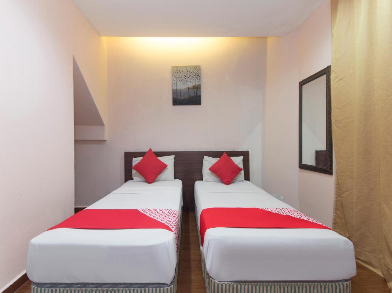 Oyo 109 V'La Park Hotel Куала-Лумпур Экстерьер фото