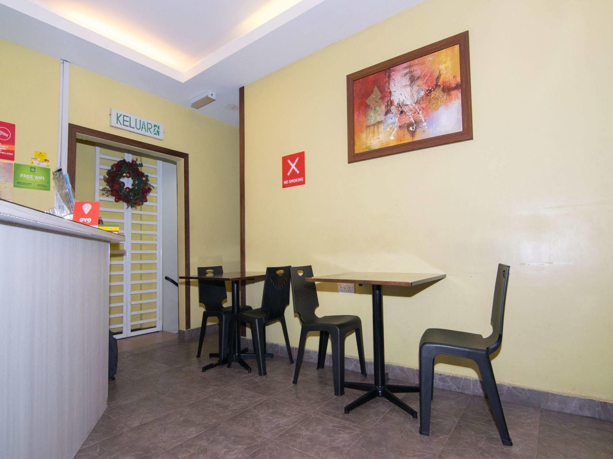 Oyo 109 V'La Park Hotel Куала-Лумпур Экстерьер фото